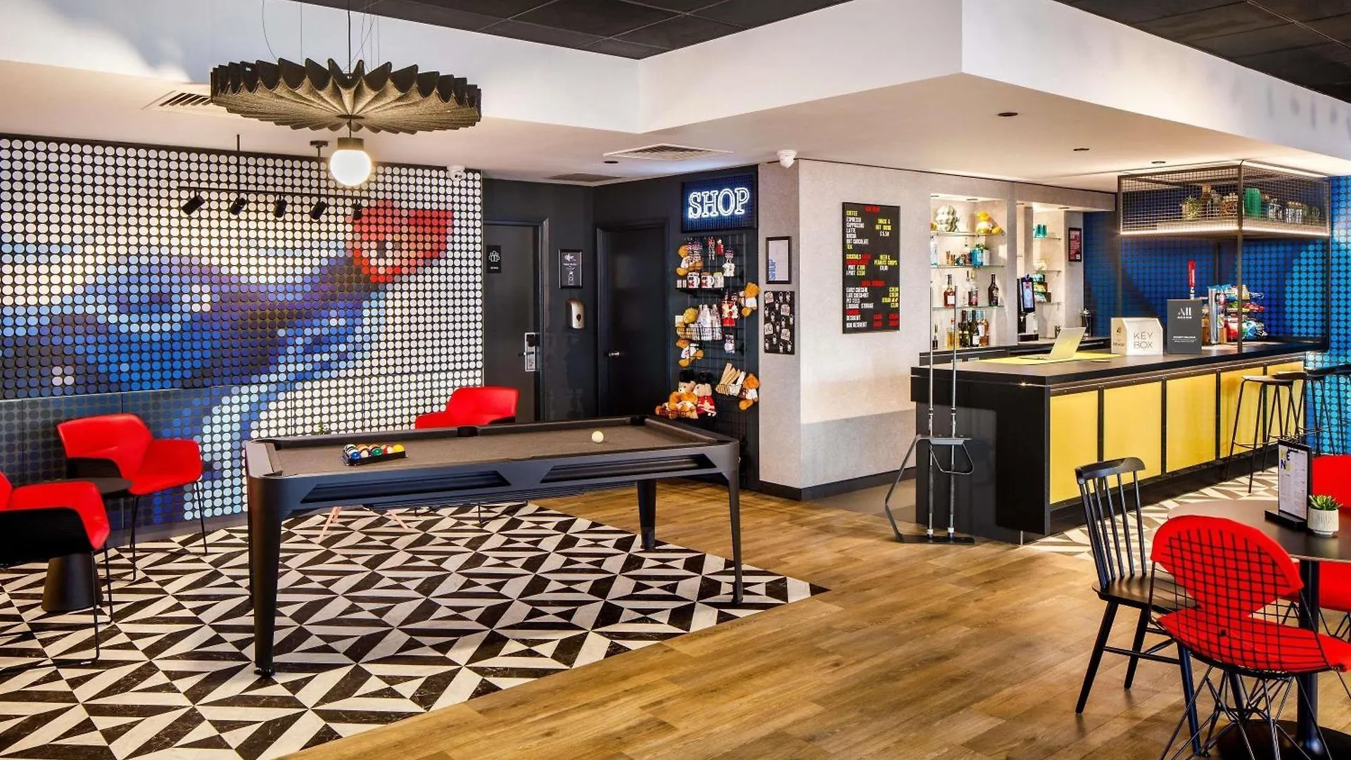 Where to Stay in Greenwich: 2 Best Budget Hotels