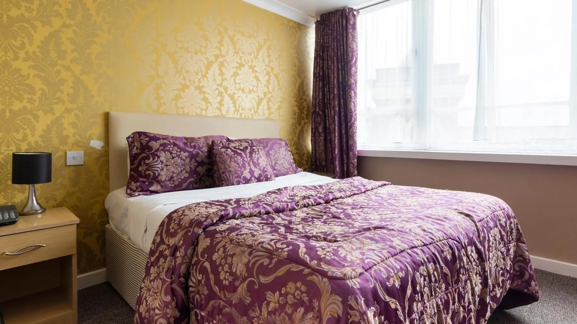 4 Budget Hotels in The Chilterns for Smart Travellers